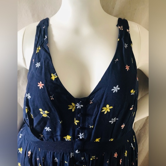 Torrid navy floral challis button maxi dress size 1 - Picture 8 of 16